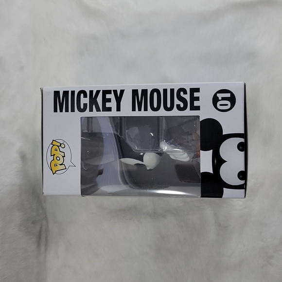 Funko POP! Disney Mickey Mouse (01) - Picture 4 of 5